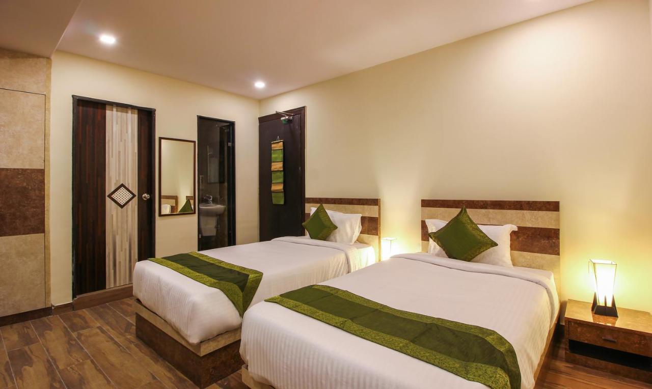 Treebo Address Inn, Banjara Hills Hajdarabad Zewnętrze zdjęcie