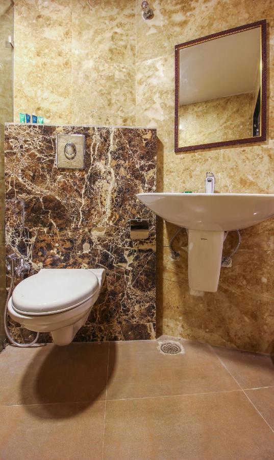 Treebo Address Inn, Banjara Hills Hajdarabad Zewnętrze zdjęcie